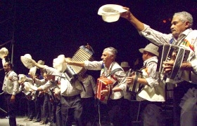 Orquestra Sanfônica dos 8 Baixos é de Santa Cruz do Capibaribe