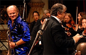 Trombonista sueco Christian Lindberg, a grande aposta do evento, com o maestro Rafael Garcia